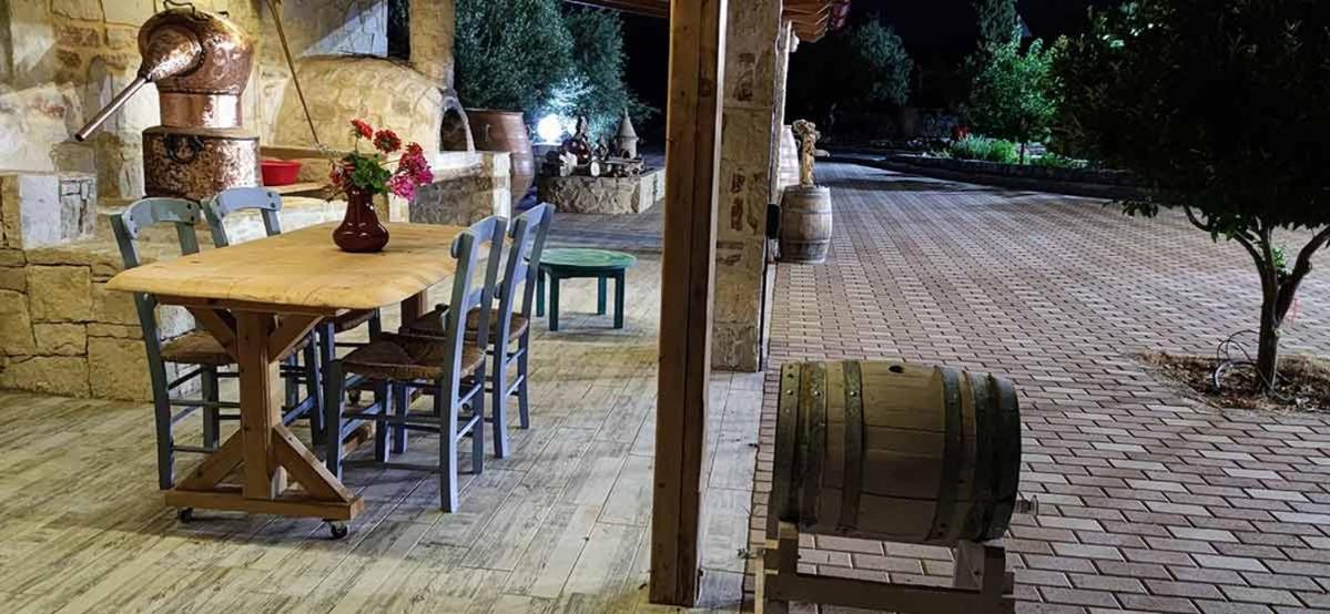 Stonehouse Olivelia - Afrathias Beach Tympáki Екстериор снимка