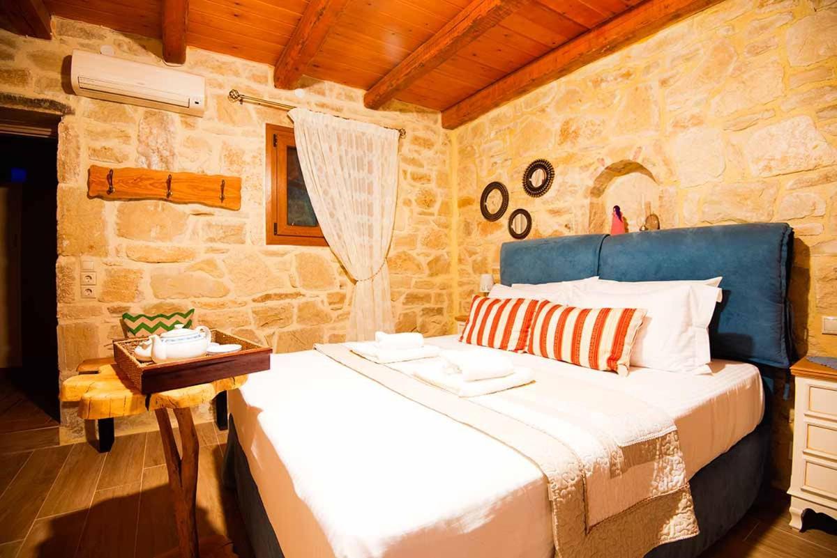 Stonehouse Olivelia - Afrathias Beach Tympáki Екстериор снимка