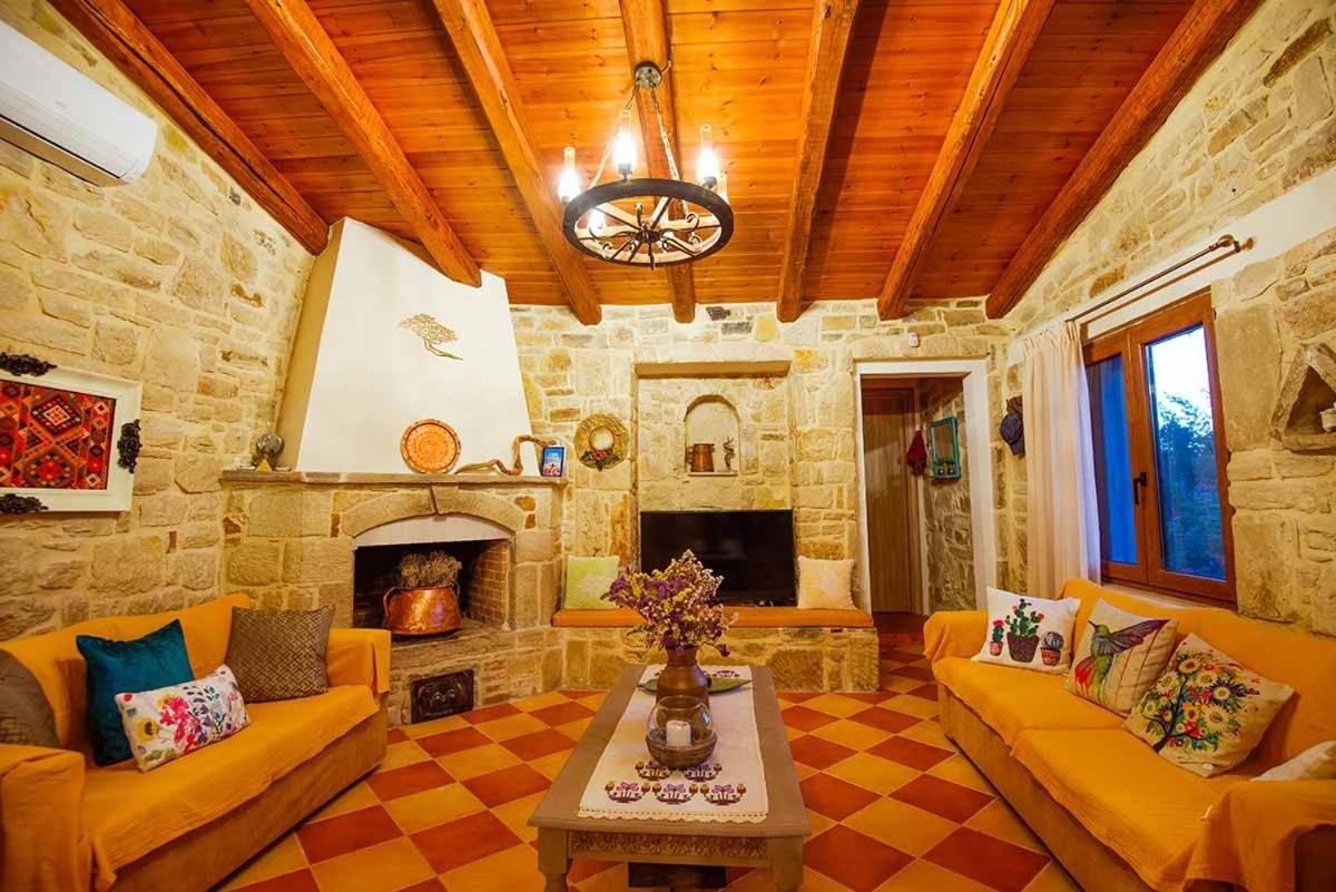 Stonehouse Olivelia - Afrathias Beach Tympáki Екстериор снимка