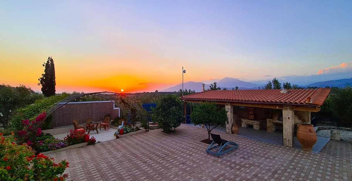Stonehouse Olivelia - Afrathias Beach Tympáki Екстериор снимка